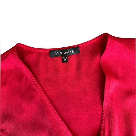 Dynamite Red Short Sleeve Romper Size Xsmall - Picture 2 of 4